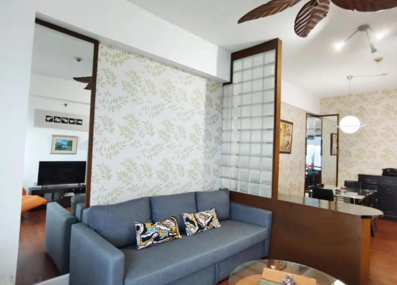 Bellagio One Bedrroom Bgc Burgos Circle By Christine Suites Ph Taguig
